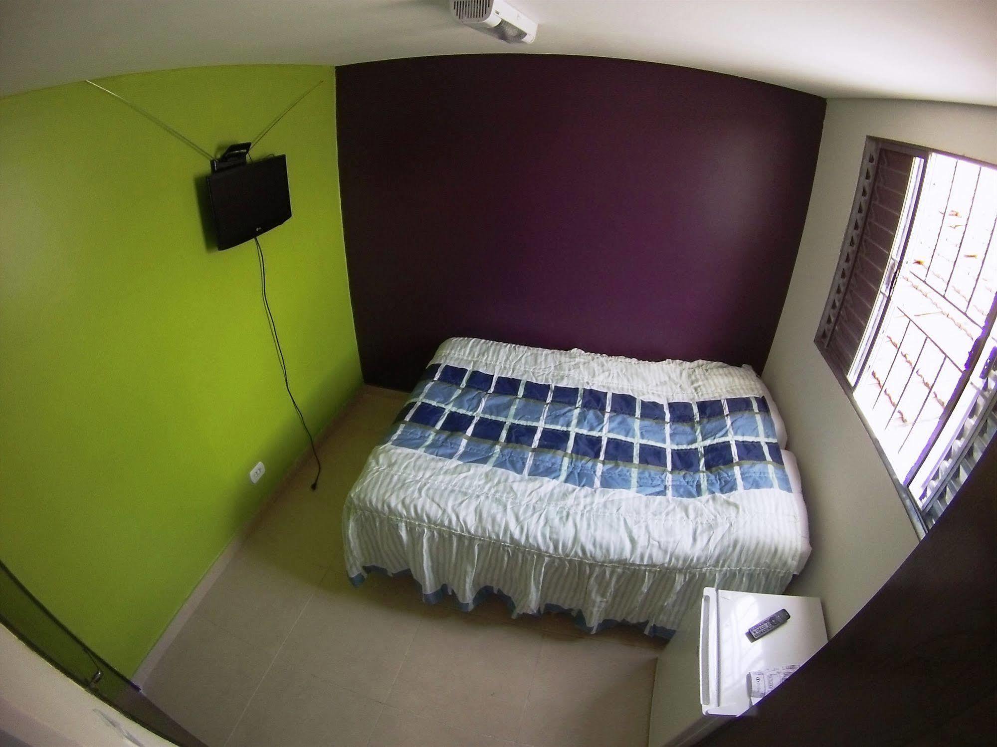 Green Grass Hostel เซาเปาโล ภายนอก รูปภาพ